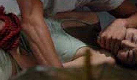 Vợ mang thai giúp chồng lừa thiếu nữ để cưỡng dâm