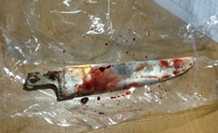 Nhát dao kinh hoàng của gã người yêu cuồng nghen