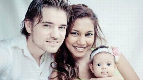 Máy bay Malaysia MH17 rơi: Cả gia đình một nữ diễn viên Malaysia tử vong