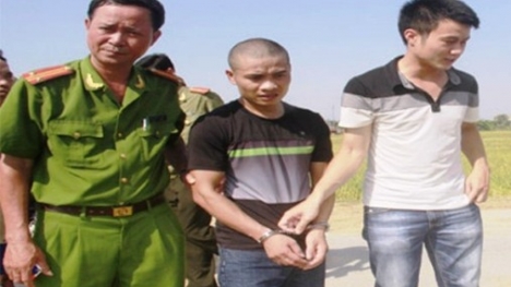 Kẻ thua bạc giết vợ chồng chủ hiệu cầm đồ đối diện án tử hình