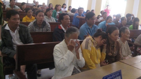 Phận đời trái ngang của 2 nữ hung thủ giết xe ôm