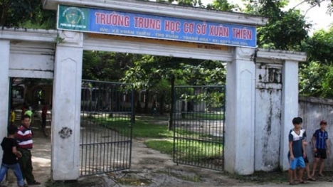 Hơn 40 HS bị đâm vật nhọn nghi nhiễm HIV: Bộ Y tế nói gì? 