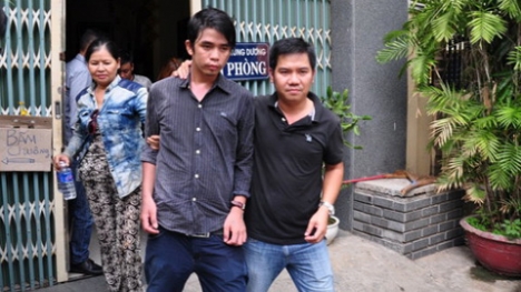 Kẻ thuê nhà nghỉ rồi đòi nhảy lầu là đối tượng đang bị truy nã