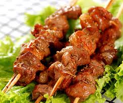 Bí quyết chế biến món thịt heo xiên áp chảo cực vàng ngon