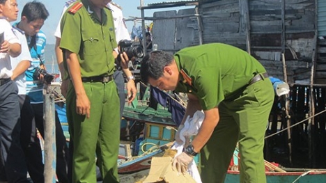 Bắt vụ vận chuyển thuốc nổ lớn nhất từ trước đến nay tại Vũng Tàu