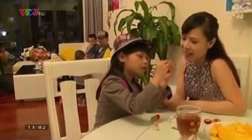 Phan Anh, Hoàng Bách lần đầu khoe vợ trên sóng truyền hình