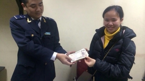 Phát hiện bọc tiền Yên Nhật khoảng 230 triệu đồng tại sân bay Nội Bài