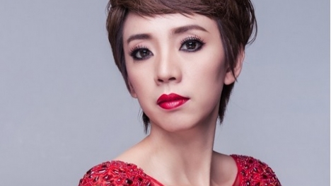 Quá khứ đầy nước mắt của diễn viên hài Thu Trang