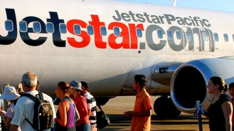Máy bay Jetstar Pacific đi Hải Phòng phải hạ cánh ở Nội Bài