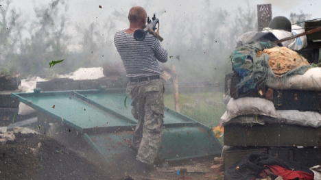Xung đột miền đông Ukraine khiến hơn 6.400 người thiệt mạng