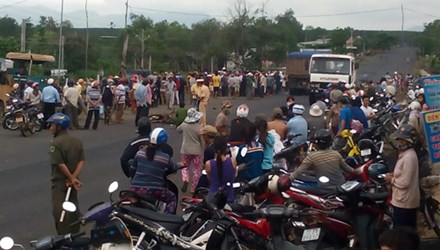 Xe ben gây tai nạn, nam sinh lớp 8 chết thảm