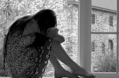 Cô gái tâm sự tuổi thơ bị xâm hại trên sóng VOV