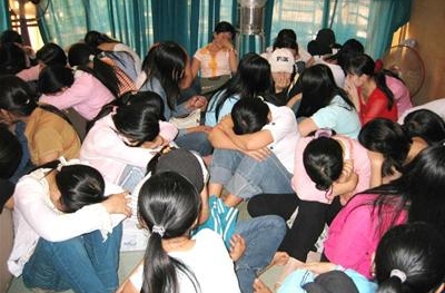 Bản tin 113 – sáng 10/8: “Bán” phụ nữ qua Trung Quốc làm cô dâu…