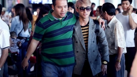 Người đàn ông đứng sau thay đổi cuộc đời Sơn Tùng là ai?