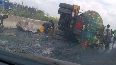 Xe chở dầu phát nổ, hơn 100 người thiệt mạng ở Nam Sudan 