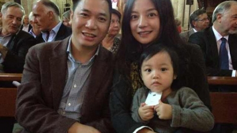 Chồng Triệu Vy bị kiện ra tòa gây xôn xao dư luận