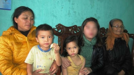 2 nữ sinh bị bán sang Trung Quốc với giá 100 triệu đồng