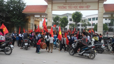 Vụ việc ở Ninh Hiệp khiến hàng nghìn học sinh nghỉ học: Phó Thủ tướng đề nghị xử lý