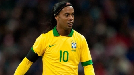 Ronaldinho sẽ thi đấu trên sân Mỹ Đình vào tháng tư tới