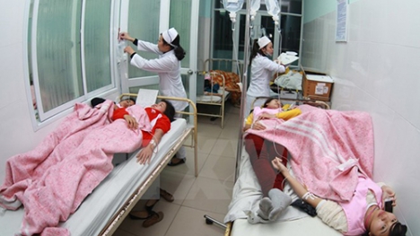 Hưng Yên: 34 công nhân phải nhập viện vì ngộ độc thực phẩm