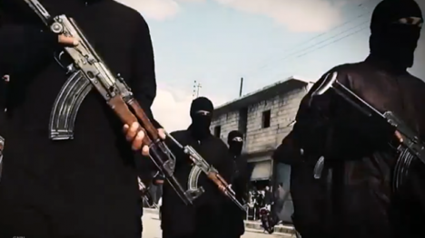 Chiến binh IS giết chết thủ lĩnh, quay sang hỗ trợ người dân