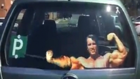 Chiếc cần gạt nước ô tô 'quyến rũ' nhất thế giới