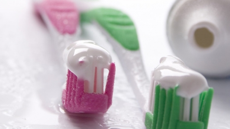 Mẹo vặt từ kem đánh răng cho hiệu quả bất ngờ