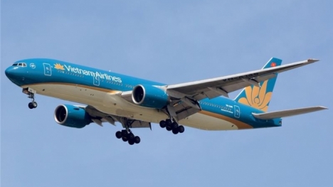 Máy bay Vietnam Airlines từ Đà Nẵng đi Hà Nội hạ cánh ở Lào