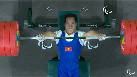 Nâng mức tạ 183kg, đô cử Việt Nam phá kỷ lục thế giới tại Paralympic