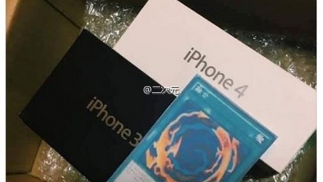 Đặt mua iPhone 7 qua mạng, cô gái nhận được iPhone 3 và 4