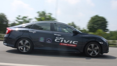 Honda Civic 2017 tại Việt Nam không dính lỗi phanh điện tử