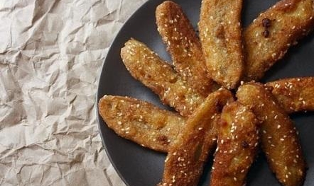 Cách làm chuối chiên mè ngon thơm hết ý