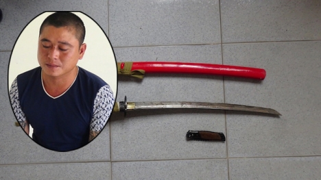 Mùng 4 Tết, 3 thanh niên mang kiếm xông vào nhà chém gia chủ