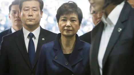 Hàn Quốc phát lệnh bắt bà Park Geun-hye