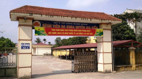 Ninh Bình: Đánh bài ăn tiền, giám đốc BVĐK  bị cảnh cáo