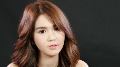 Ngọc Trinh: 'Mọi người nói tôi ngu nhưng tôi không thấy mình ngu'