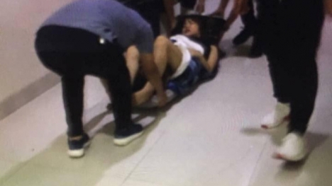 Hà Nội: Gặp sự cố thang máy khi lên tầng 26 tòa Hei Tower uống cafe, 1 phụ nữ bị gãy xương đùi