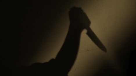 Bị chủ nợ dùng kéo đâm trọng thương vì vay 800.000 đồng