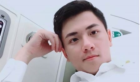 Hot boy Vietnam Airlines đốn tim dân mạng Việt 