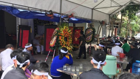 Gia cảnh thương tâm của cụ bà 60 tuổi bị 'xe điên' lùi đâm chết ở Nghệ An