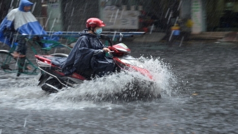 Dự báo thời tiết 4/8: Mưa lớn, nguy cơ sạt lở, lũ quét vùng núi phía Bắc