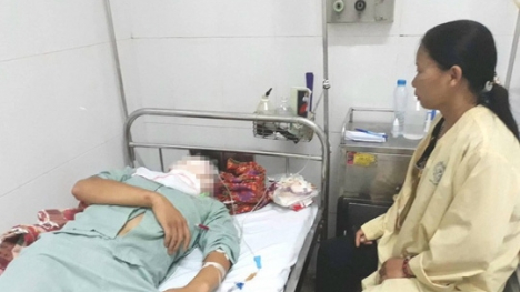 Ngã vào cọc tre mắc màn, nam thanh niên nguy kịch vì bị đâm xuyên từ cổ lên mũi