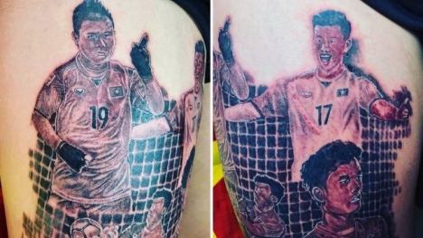 Một CĐV U23 Việt Nam xăm hình 3 tuyển thủ lên đùi để cổ vũ, còn hứa nếu vô địch sẽ xăm luôn hình thầy Park