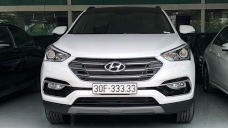 Bốc trúng biển ngũ quý, chủ ô tô Hyundai SantaFe rao bán xe giá gần gấp đôi