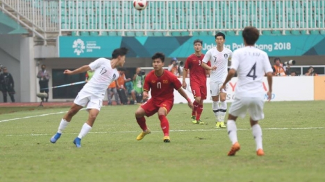 TRỰC TIẾP U23 Việt Nam 1-3 U23 Hàn Quốc: Minh Vương lập siêu phẩm đá phạt