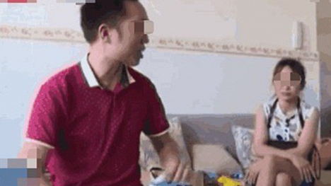 Oan gia ngõ hẹp: Nuôi con ròng rã 8 năm, con lên lớp ba ông bố mới biết mình không phải 'ba' đứa bé mà lại là ông hàng xóm