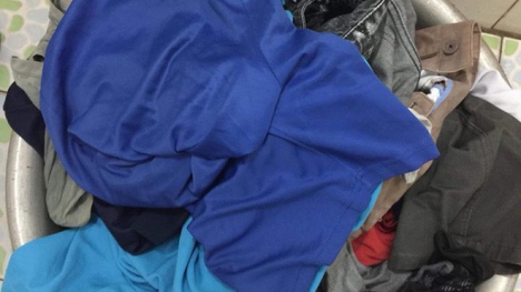 Cuối tuần đến chơi nhà người yêu, cô gái bị bắt nấu cơm, dọn nhà, giặt giũ, lại còn bị nói móc điều này