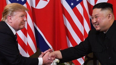 Những hình ảnh ấn tượng trong cuộc gặp của lãnh đạo Mỹ - Triều tại Hà Nội