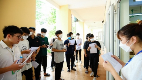Điểm thi tốt nghiệp THPT 2022: Nam Định, Vĩnh Phúc dẫn đầu, Hà Nội xếp thứ 25