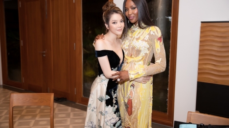 Lý Nhã Kỳ cùng siêu mẫu Naomi Campbell là khách VIP tại sự kiện của công chúa Ả Rập